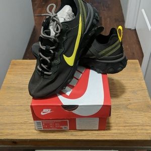 New Nike Oregon Ducks React Element 55